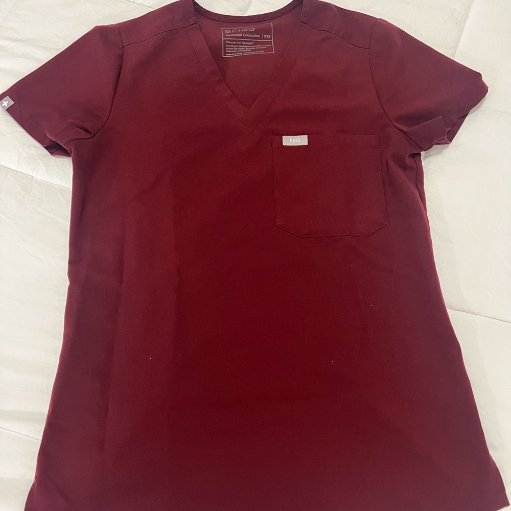 Figs Catarina Scrub Top in Burgundy